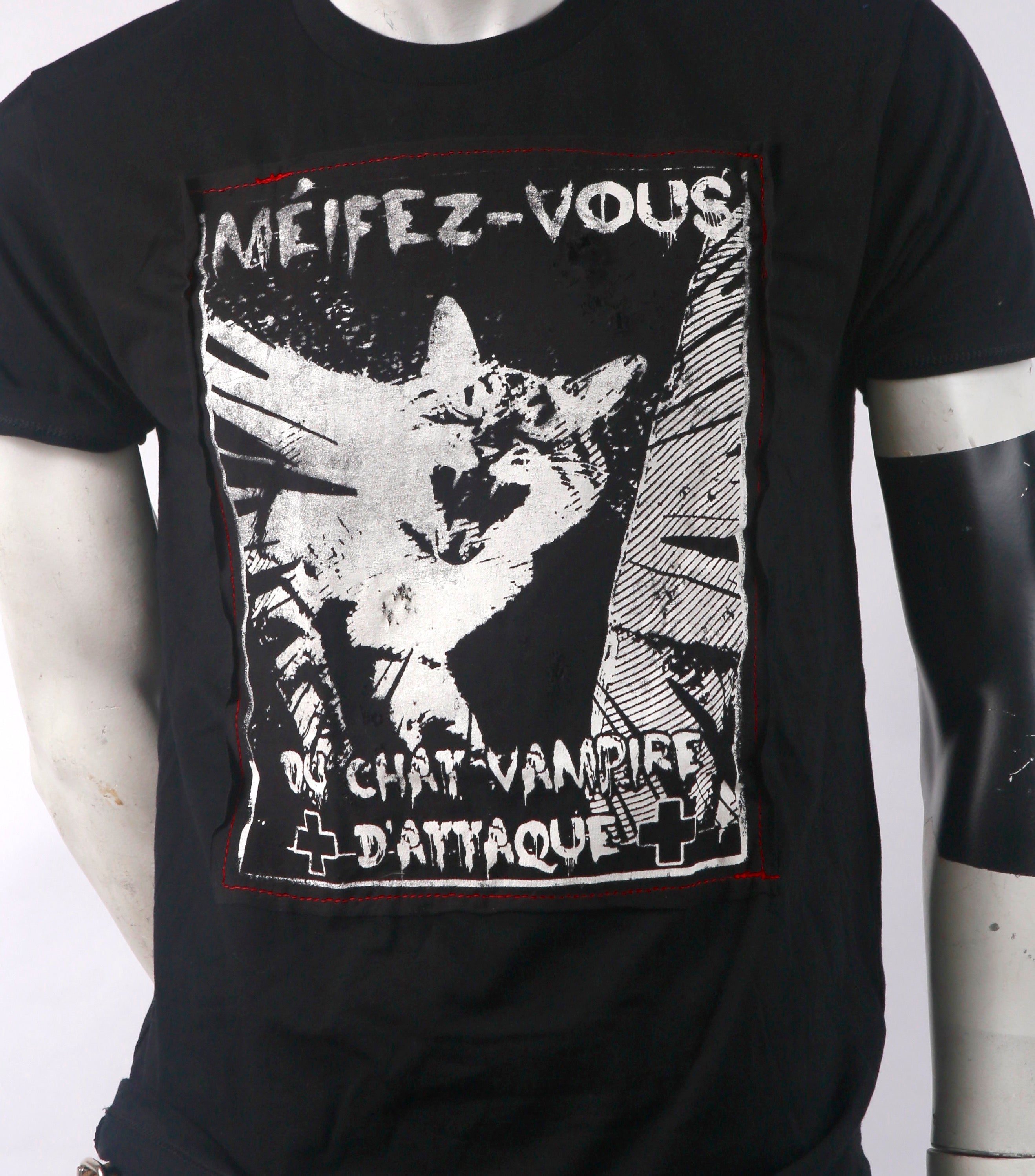 Vampire Cat Men's Stylized Tee
