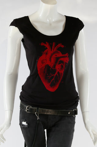 Graphic Heart Women's Tee